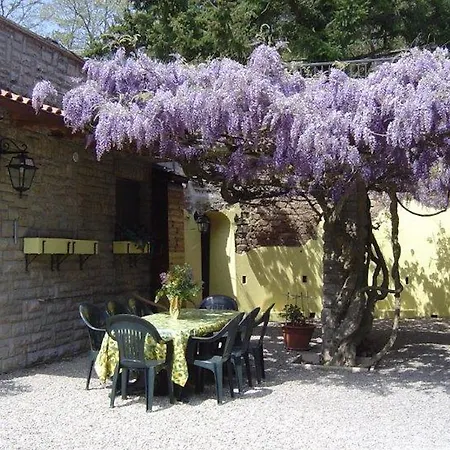 Country house Pellegrino Tuoro sul Trasimeno